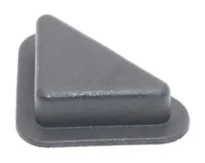 Опора мебельная треугольная Н 15мм, черная