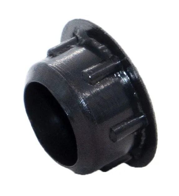 Заглушка под отверстие d16 черная