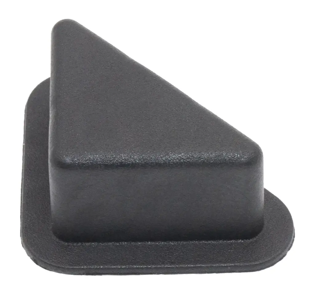 Опора мебельная треугольная Н 25мм, черная