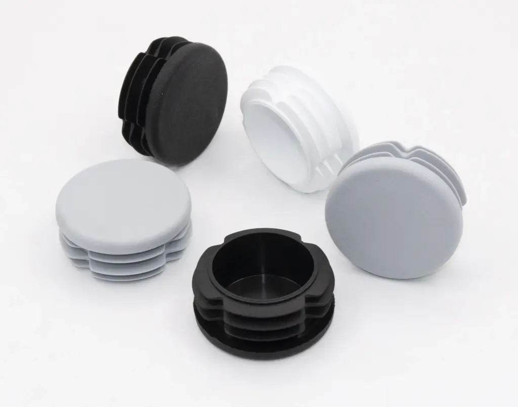 Заглушка круглая для труб Ø50.9 мм, стенка трубы 1.0-4.0 мм, практичная, черная